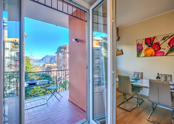 Alelu Classy And Chic Stresa Center - Happy Rentals