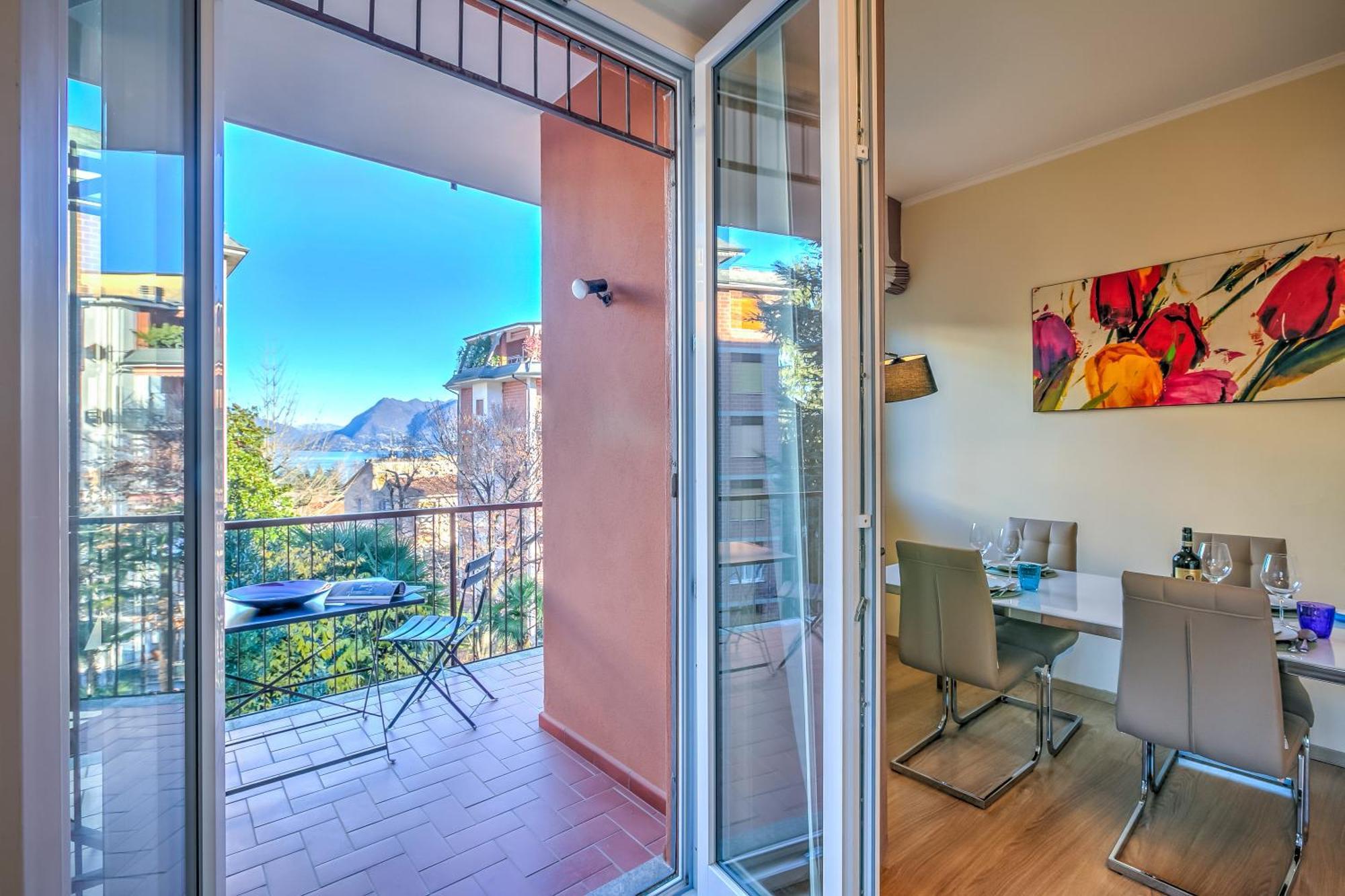 Apartment Alelu Classy And Chic Center - Happy Stresa