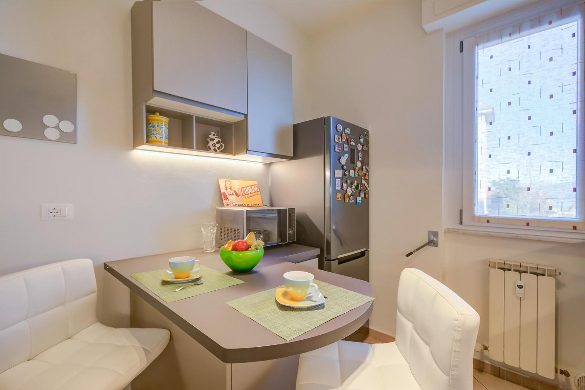Alelu Classy And Chic Center - Happy Apartment